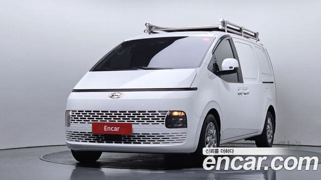 Hyundai Staria — фото 1