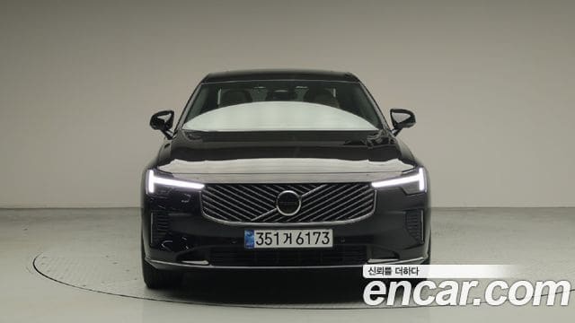 Volvo S90 — фото 1