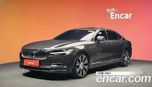 Volvo S90 — фото 1
