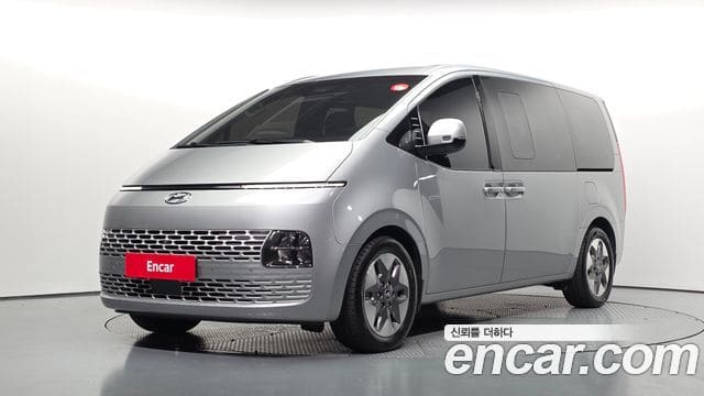 Hyundai Staria — фото 1