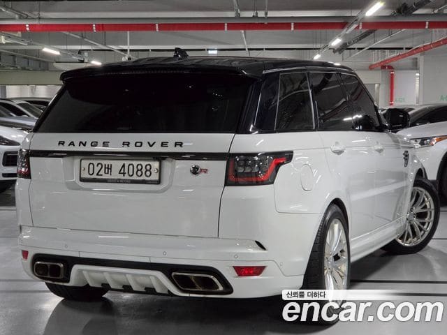 Land Rover Range Rover Sport — фото 1