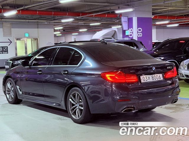 BMW 5 Series — фото 1