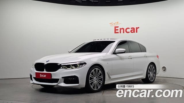 BMW 5 Series — фото 1