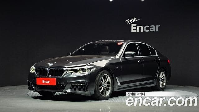 BMW 5 Series — фото 1