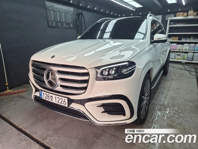 Mercedes-Benz GLS-Class — фото 1
