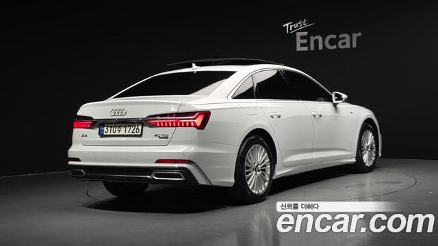 Audi A6 — фото 1
