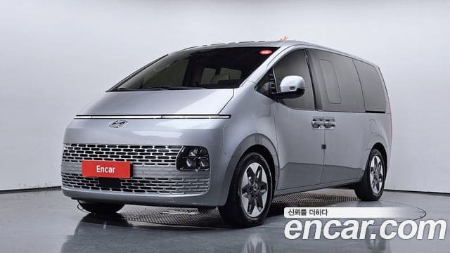 Hyundai Staria — фото 1