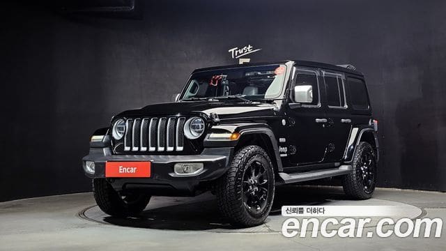 Jeep Wrangler — фото 1
