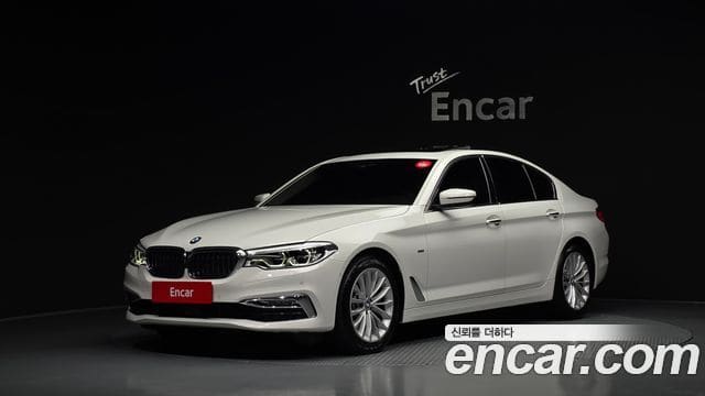 BMW 5 Series — фото 1