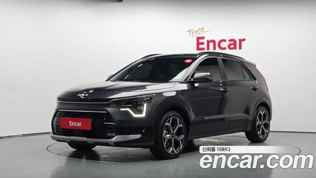 Kia Niro — фото 1