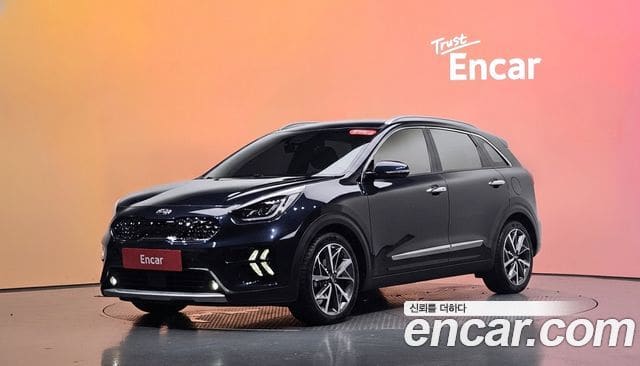 Kia Niro — фото 1