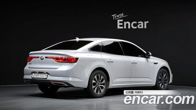 Renault Samsung SM6 — фото 1