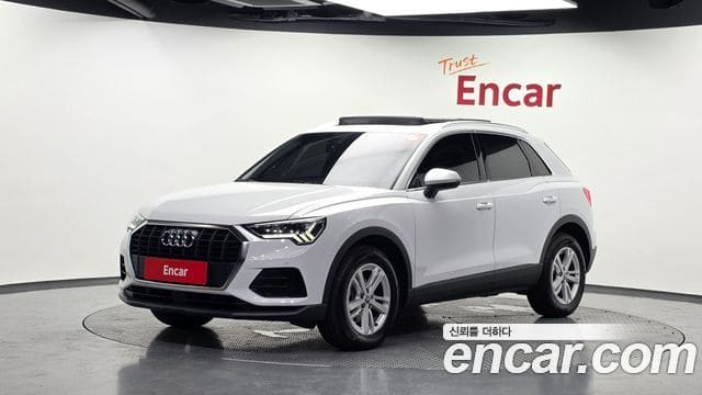 Audi Q3 — фото 1