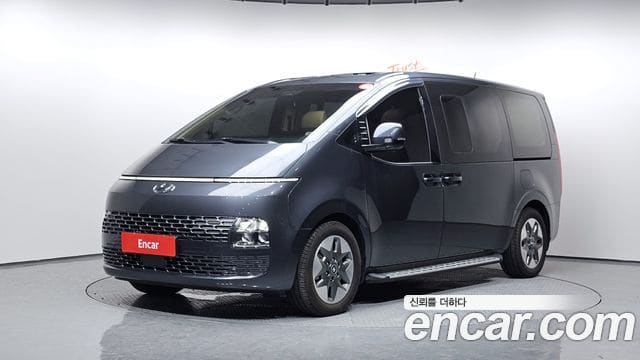 Hyundai Staria — фото 1