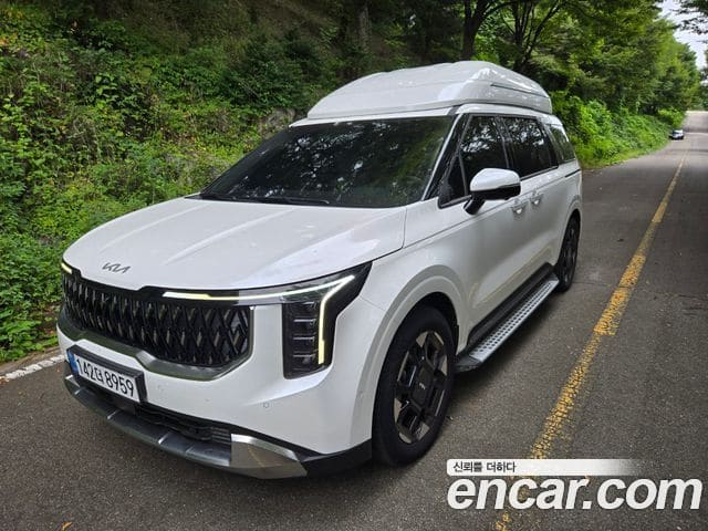 Kia Carnival — фото 1
