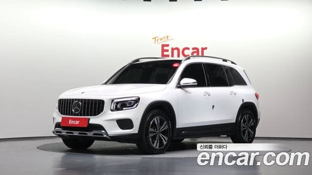 Mercedes-Benz GLB-Class — фото 1