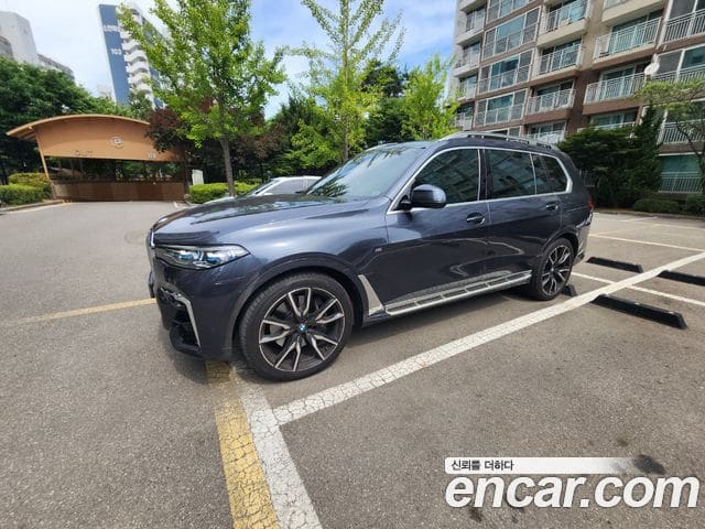 BMW X7 — фото 1