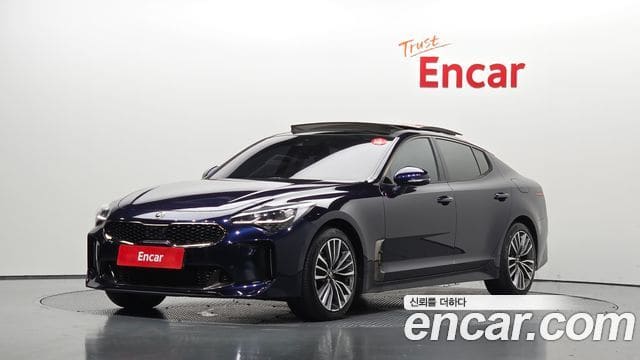 Kia Stinger — фото 1