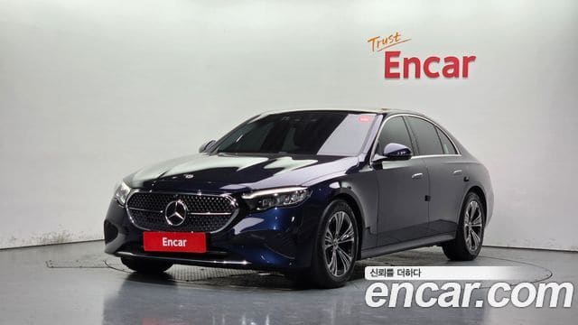 Mercedes-Benz E-Class — фото 1