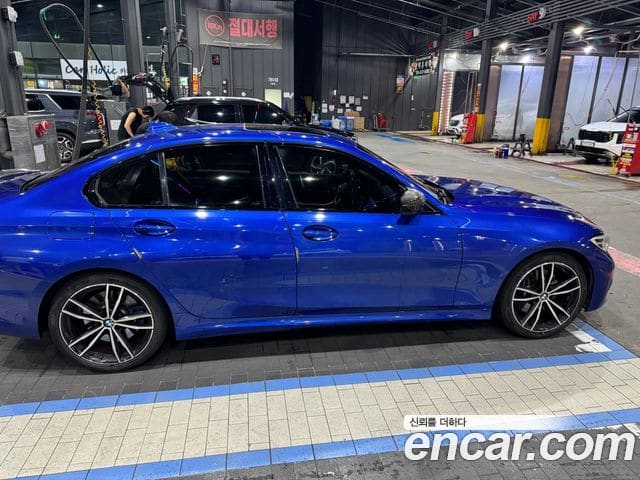 BMW 3 Series — фото 1