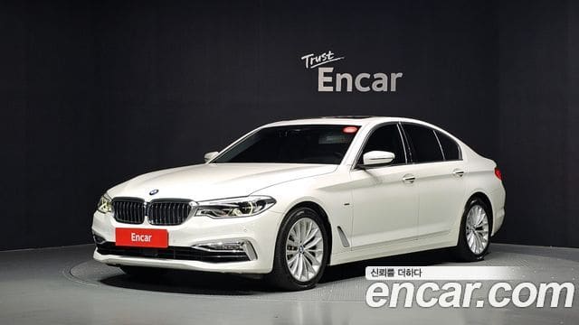 BMW 5 Series — фото 1