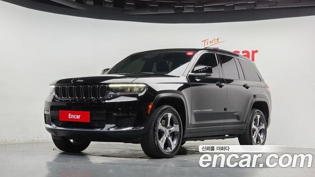 Jeep Grand Cherokee — фото 1