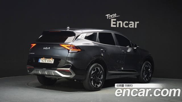 Kia Sportage — фото 1
