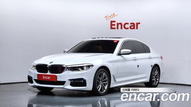 BMW 5 Series — фото 1