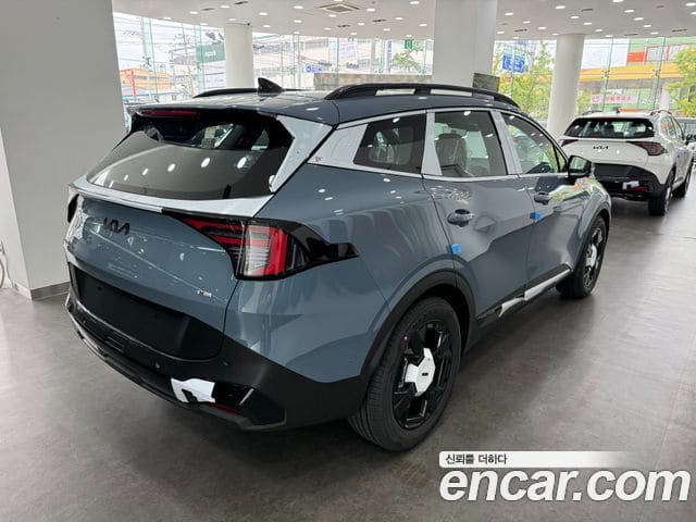 Kia Sportage — фото 1