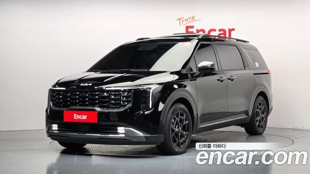 Kia Carnival — фото 1