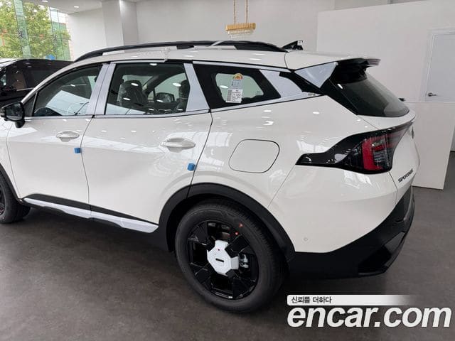 Kia Sportage — фото 1