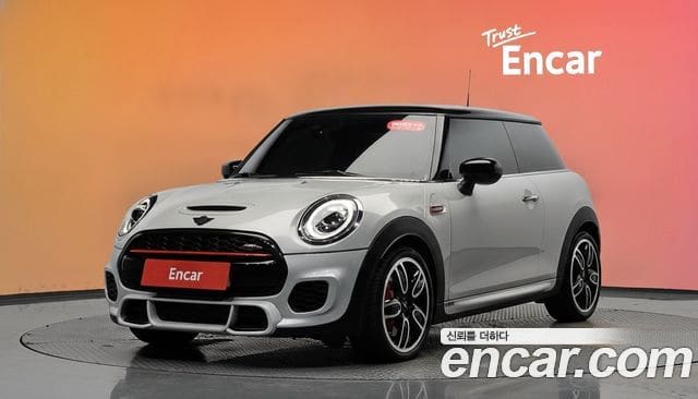 Mini Cooper S — фото 1
