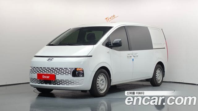 Hyundai Staria — фото 1