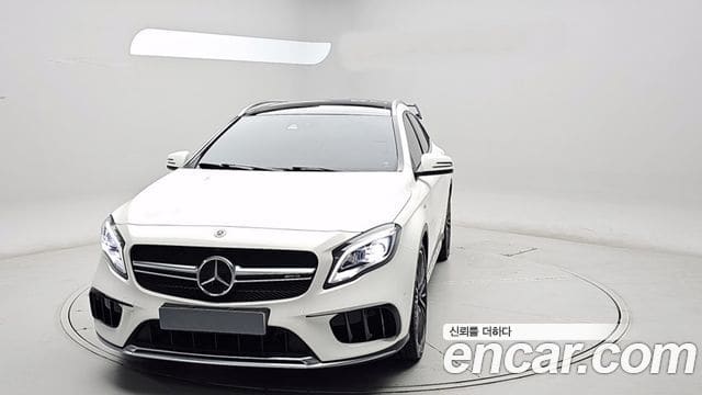 Mercedes-Benz GLA-Class — фото 1
