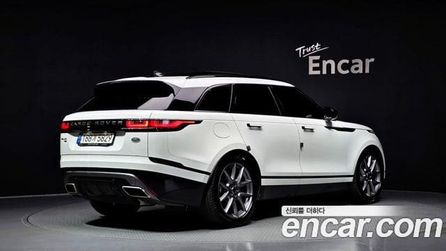 Land Rover Range Rover Velar — фото 1