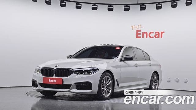 BMW 5 Series — фото 1