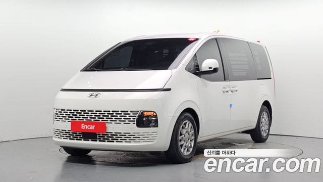Hyundai Staria — фото 1