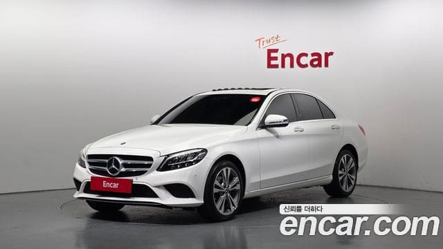 Mercedes-Benz C-Class — фото 1