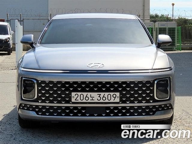 Hyundai Grandeur — фото 1