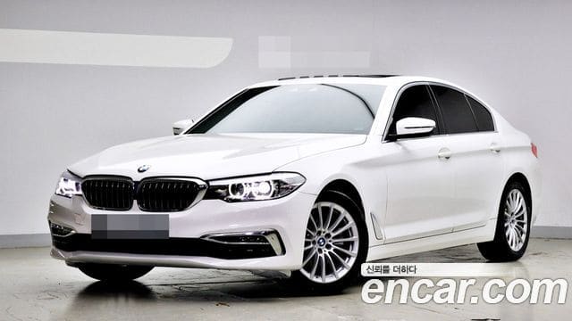 BMW 5 Series — фото 1