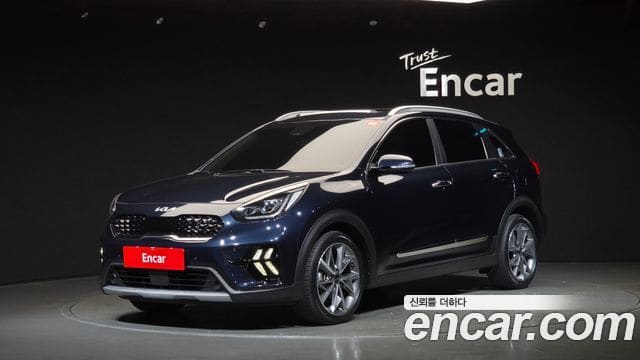Kia Niro — фото 1
