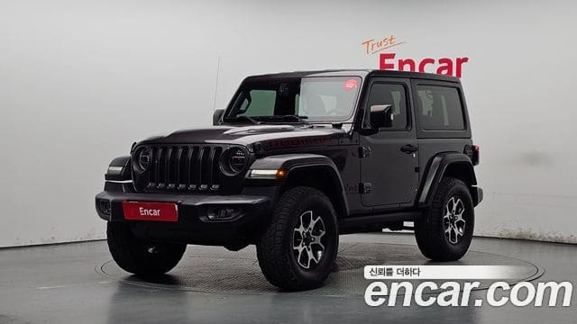 Jeep Wrangler — фото 1
