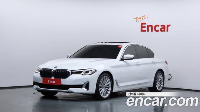BMW 5 Series — фото 1