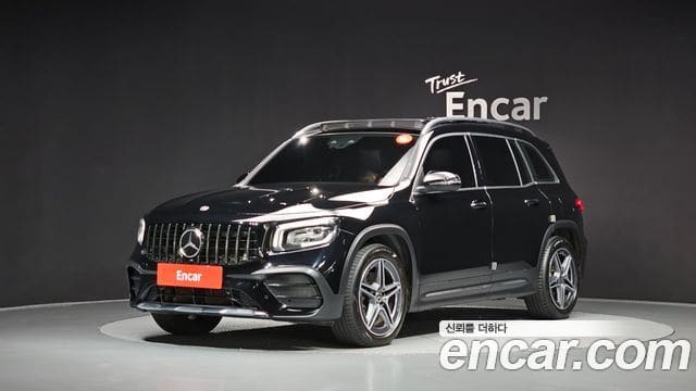 Mercedes-Benz GLB-Class — фото 1