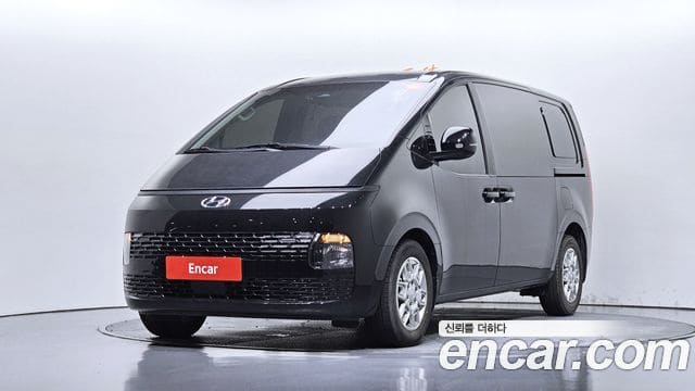 Hyundai Staria — фото 1