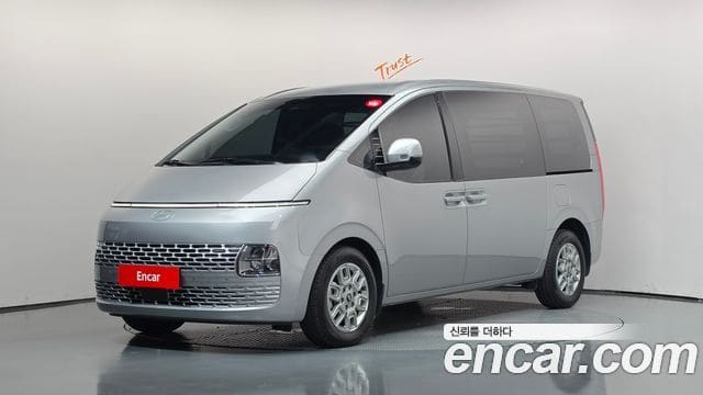 Hyundai Staria — фото 1