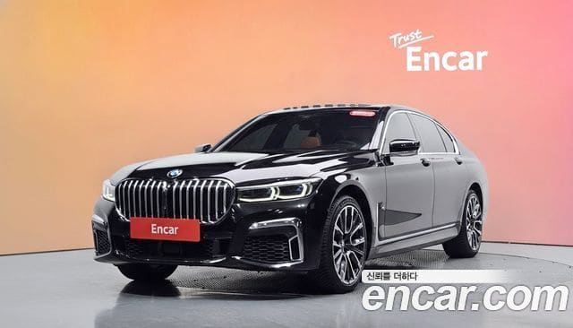 BMW 7 Series — фото 1