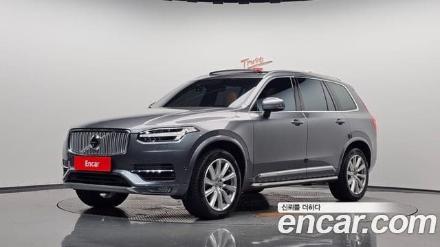Volvo XC90 — фото 1
