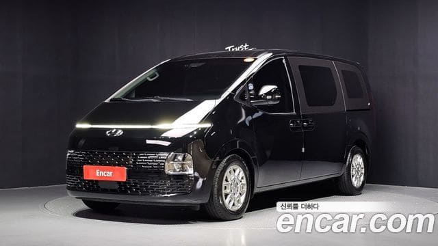 Hyundai Staria — фото 1