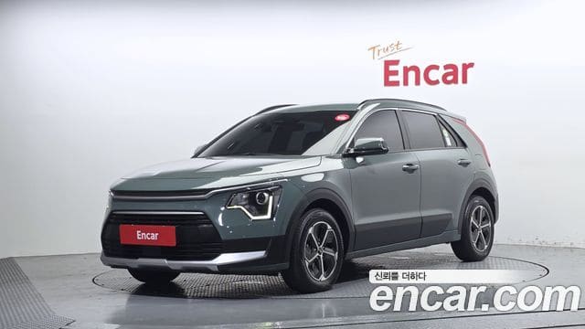 Kia Niro — фото 1